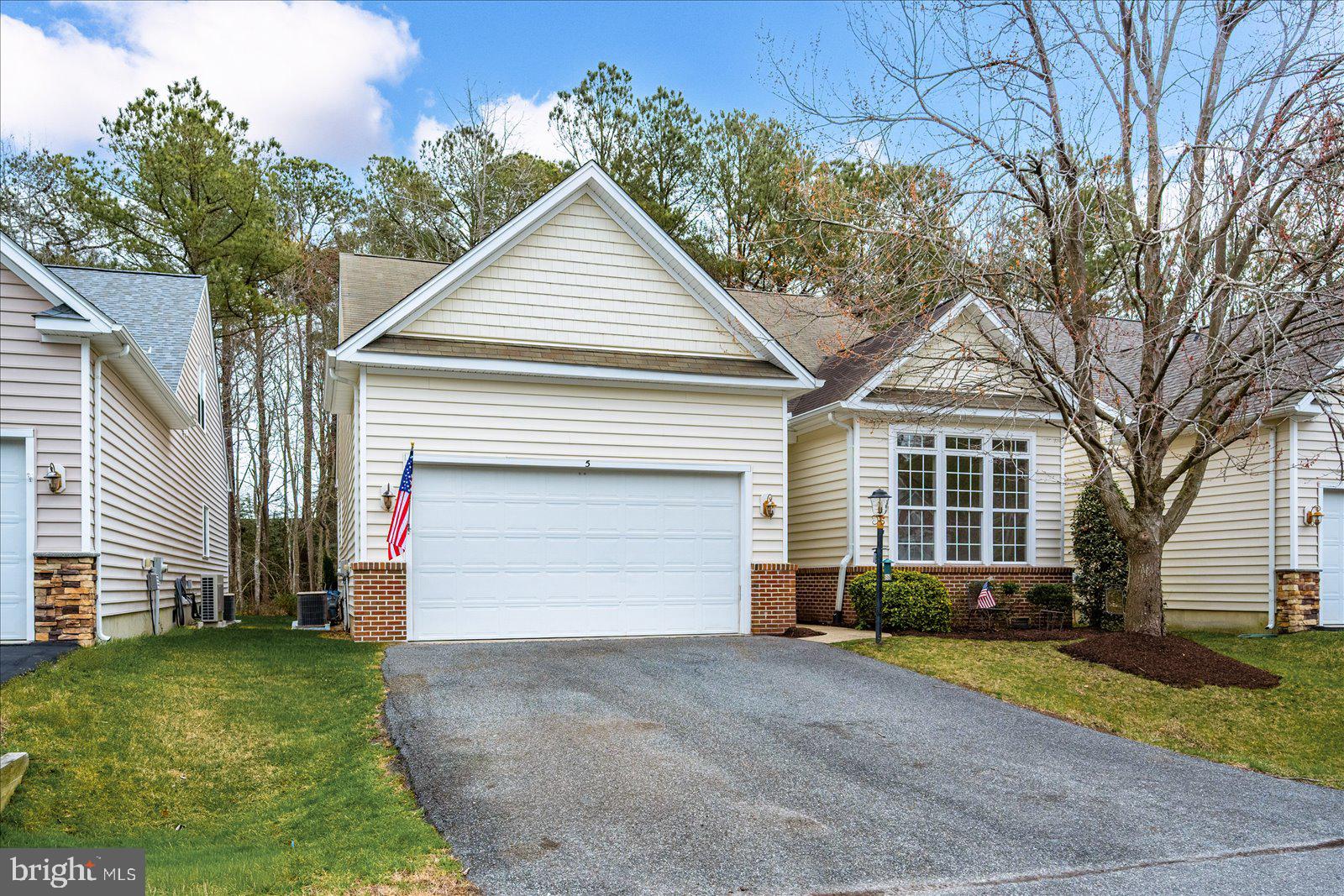 OCEAN PINES - THE PARKE - Residential