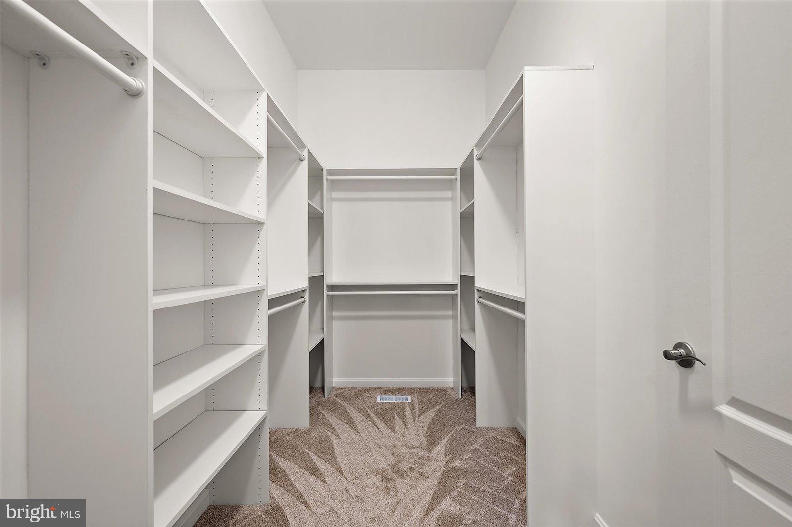 OCEAN PINES - THE PARKE - Residential