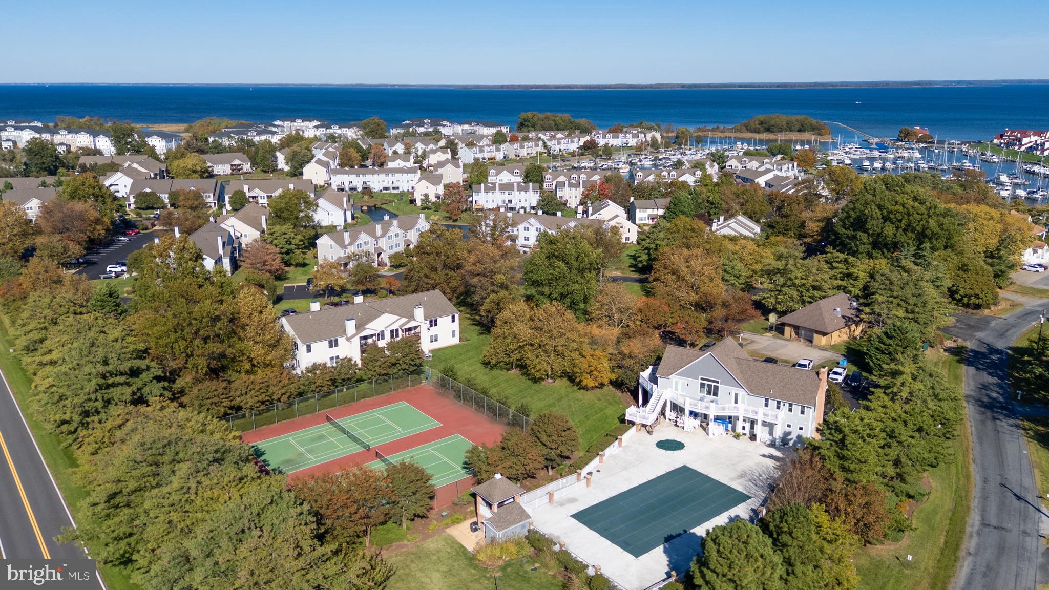 BAYSIDE - Residential