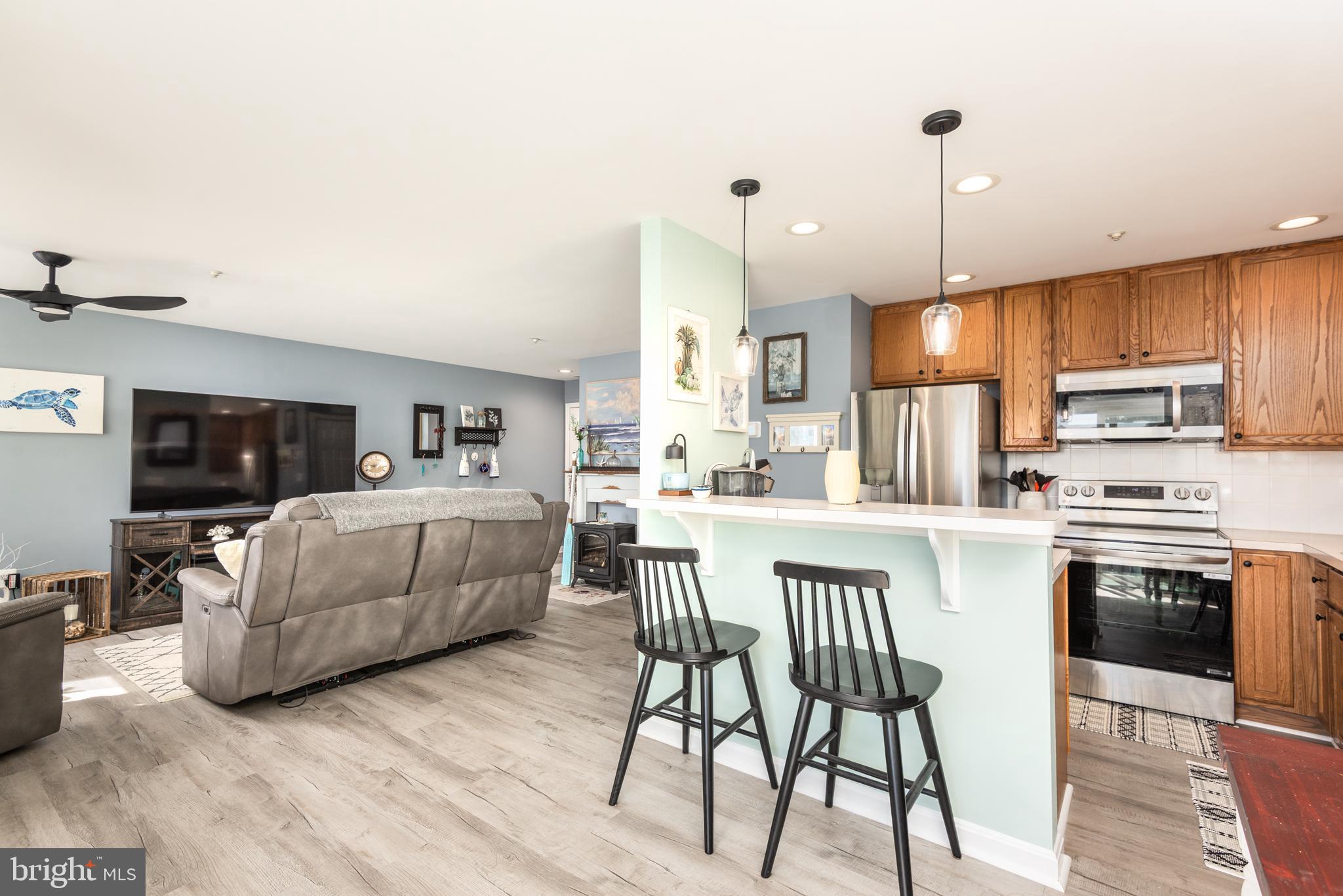 104 GOLDEN EYE COURT