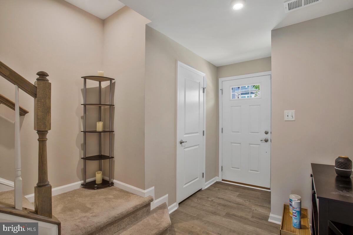 ANCHOR POINT - Residential Lease