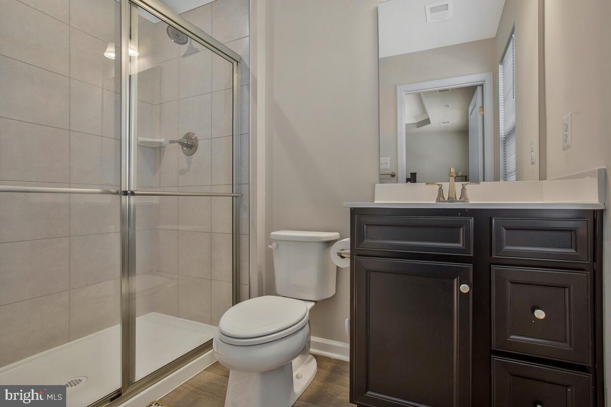 ANCHOR POINT - Residential Lease