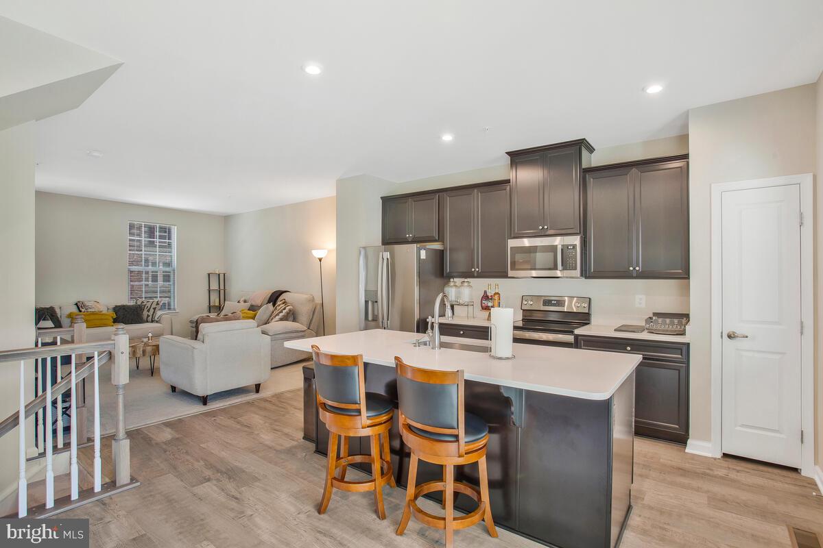 ANCHOR POINT - Residential Lease