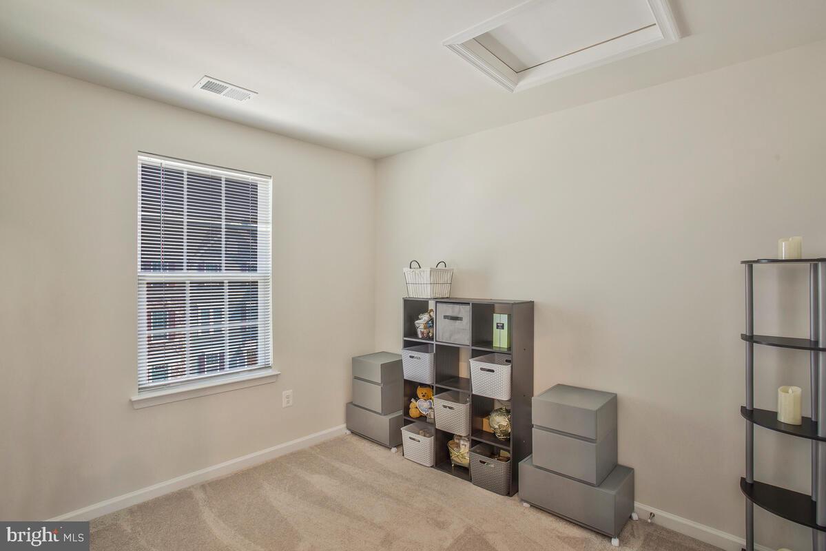 ANCHOR POINT - Residential Lease