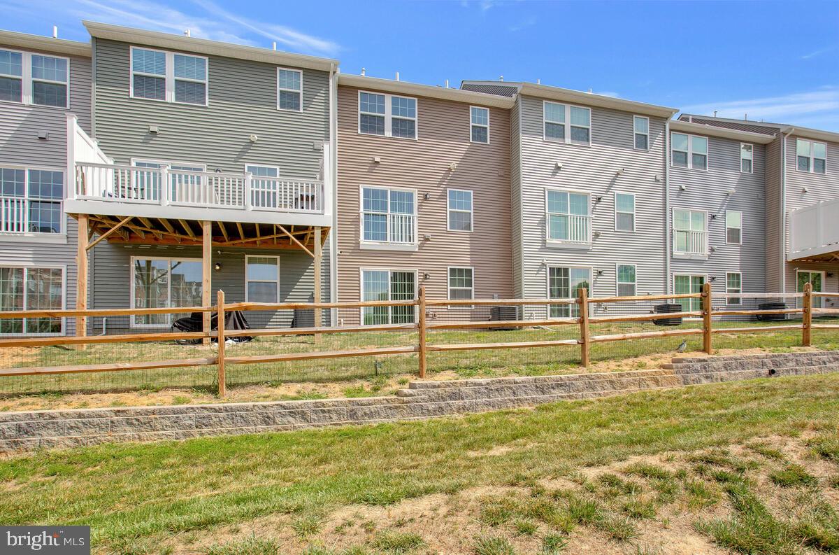 ANCHOR POINT - Residential Lease