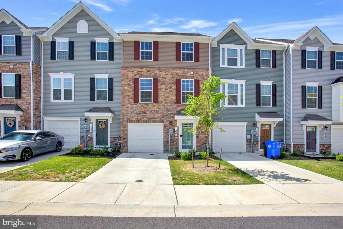 ANCHOR POINT - Residential Lease