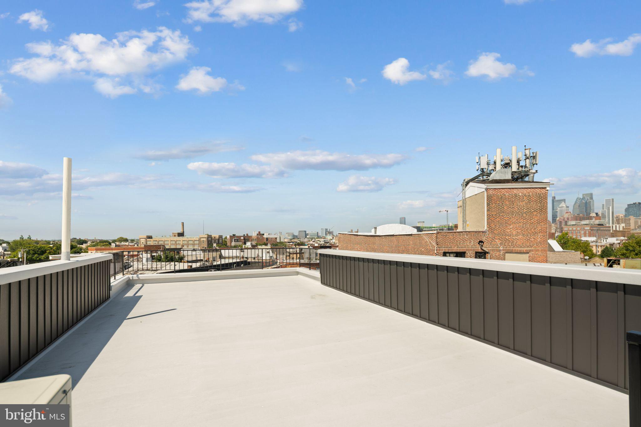 PASSYUNK SQUARE - Residential