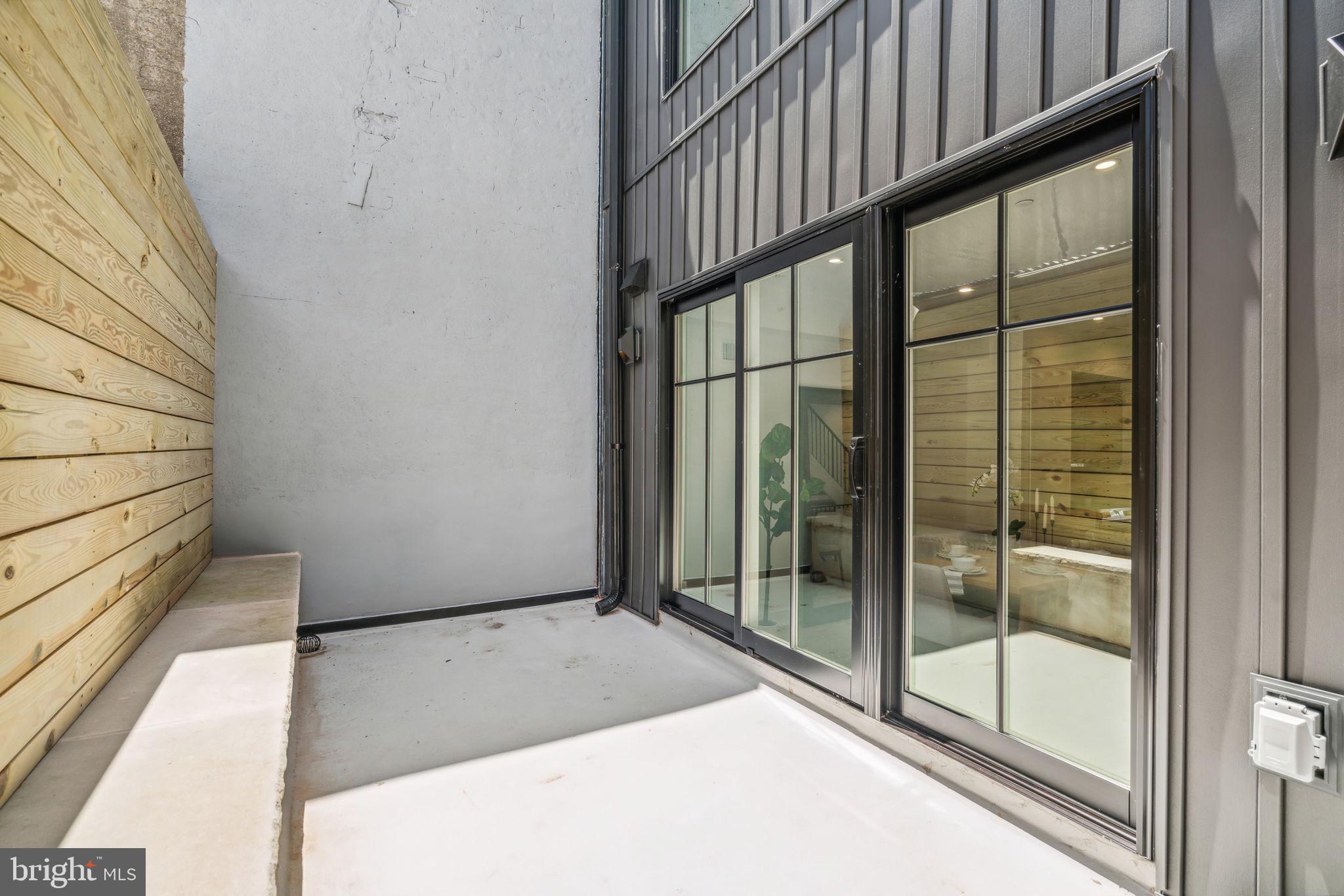 PASSYUNK SQUARE - Residential