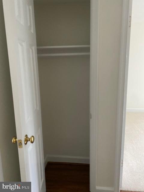 RIVERTON - Residential Lease