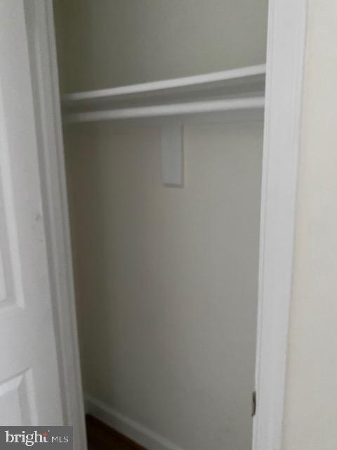 RIVERTON - Residential Lease