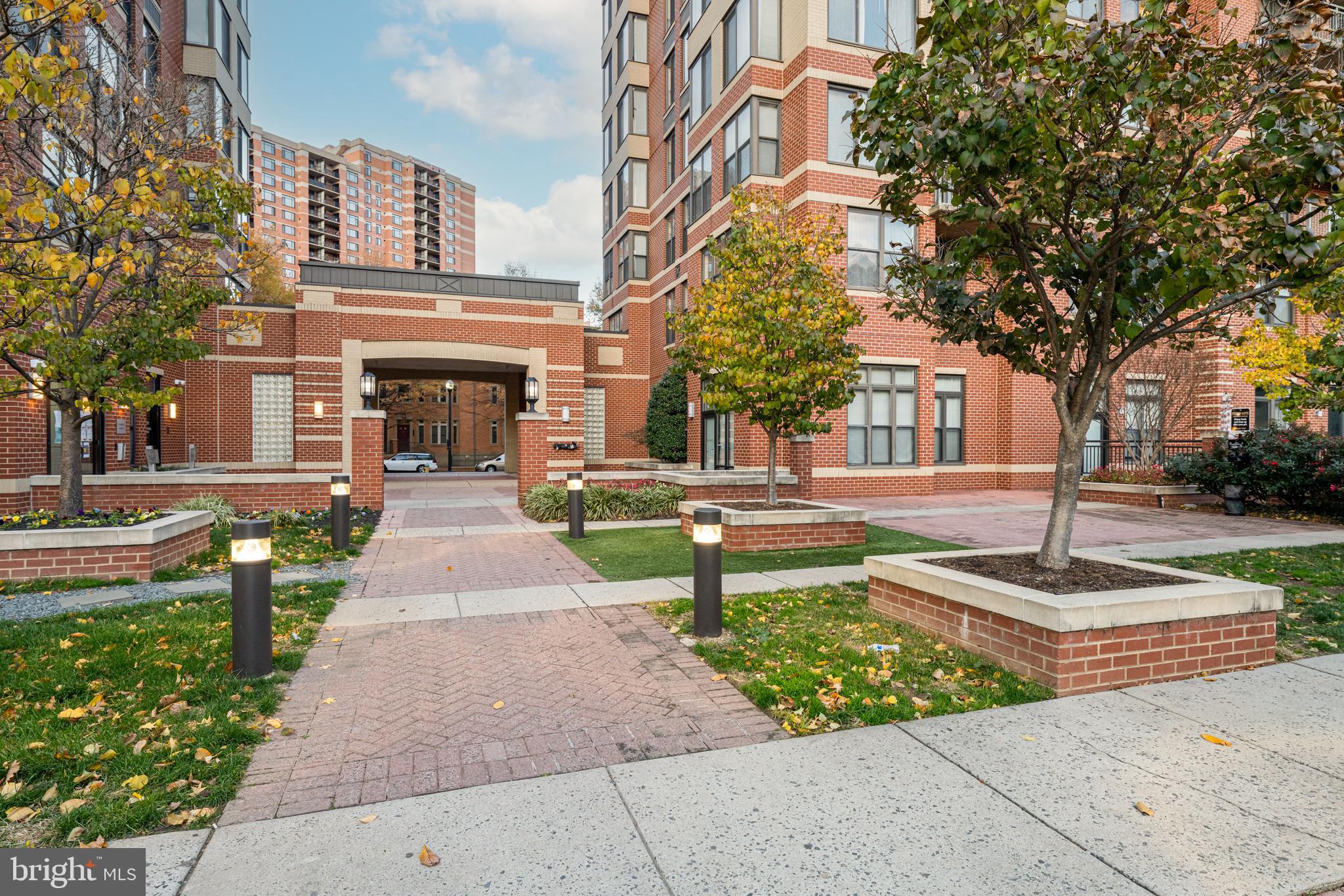 2220 FAIRFAX DRIVE 608