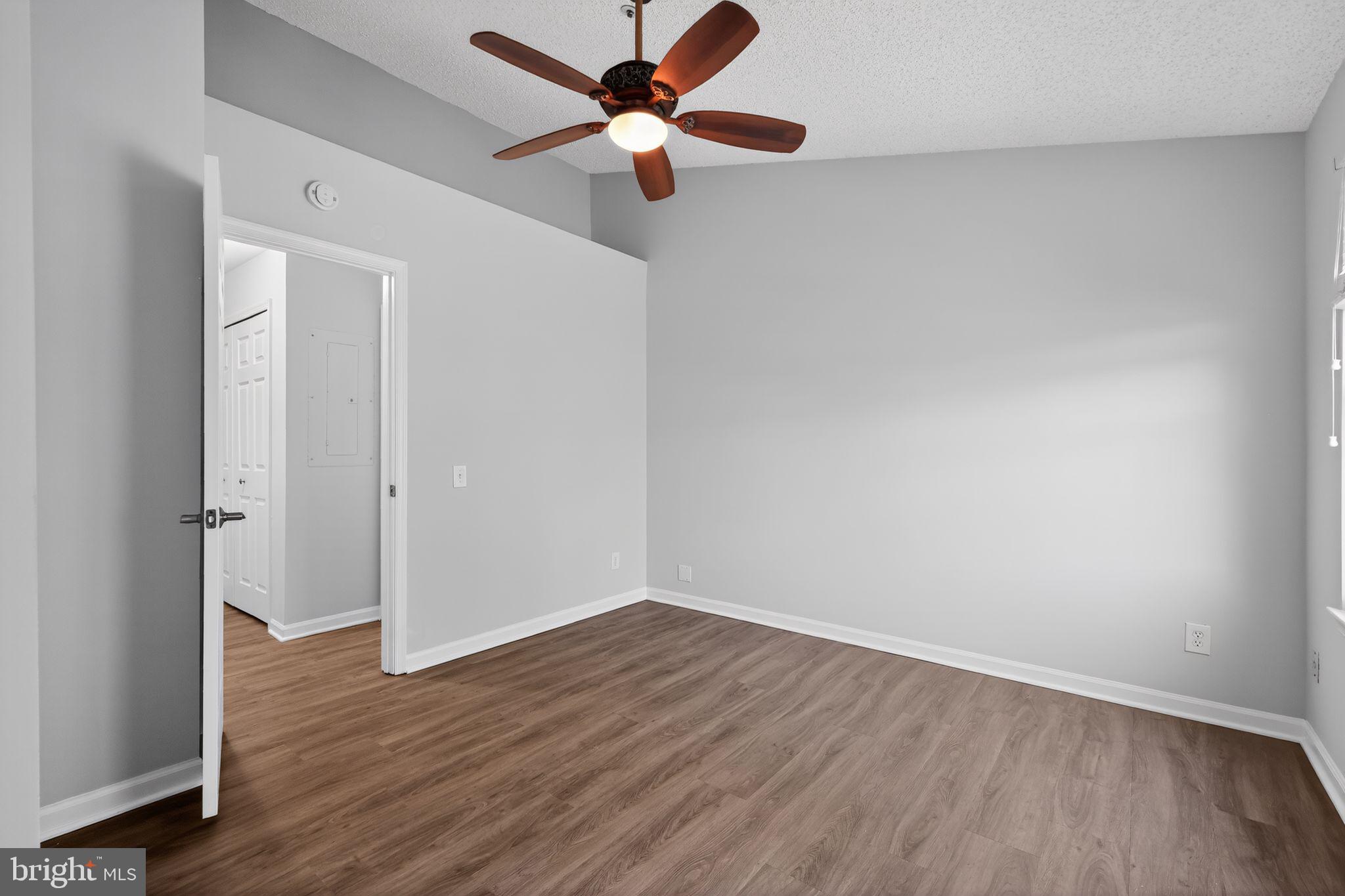 LEE LANDING - Residential