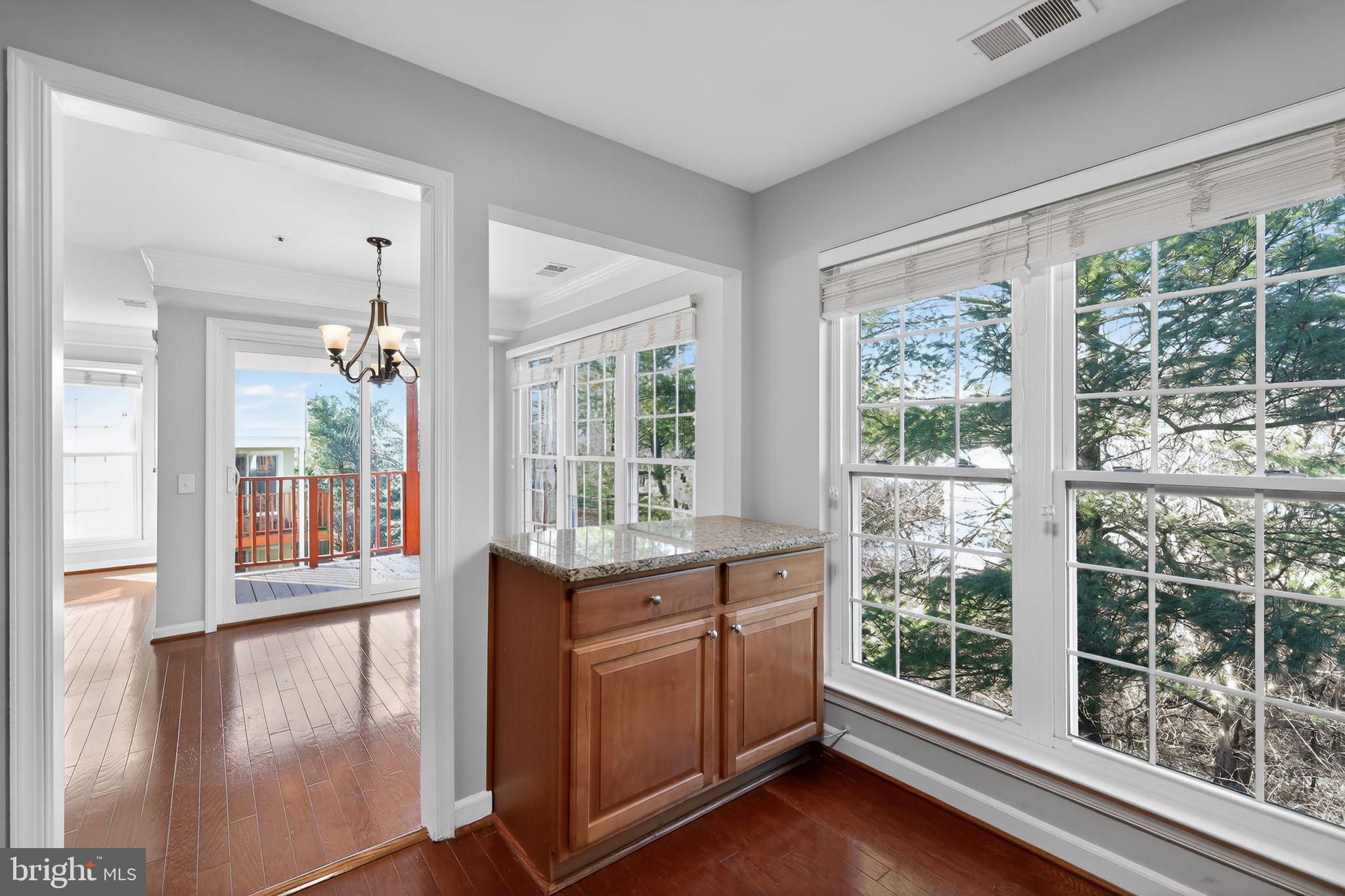 LEE LANDING - Residential