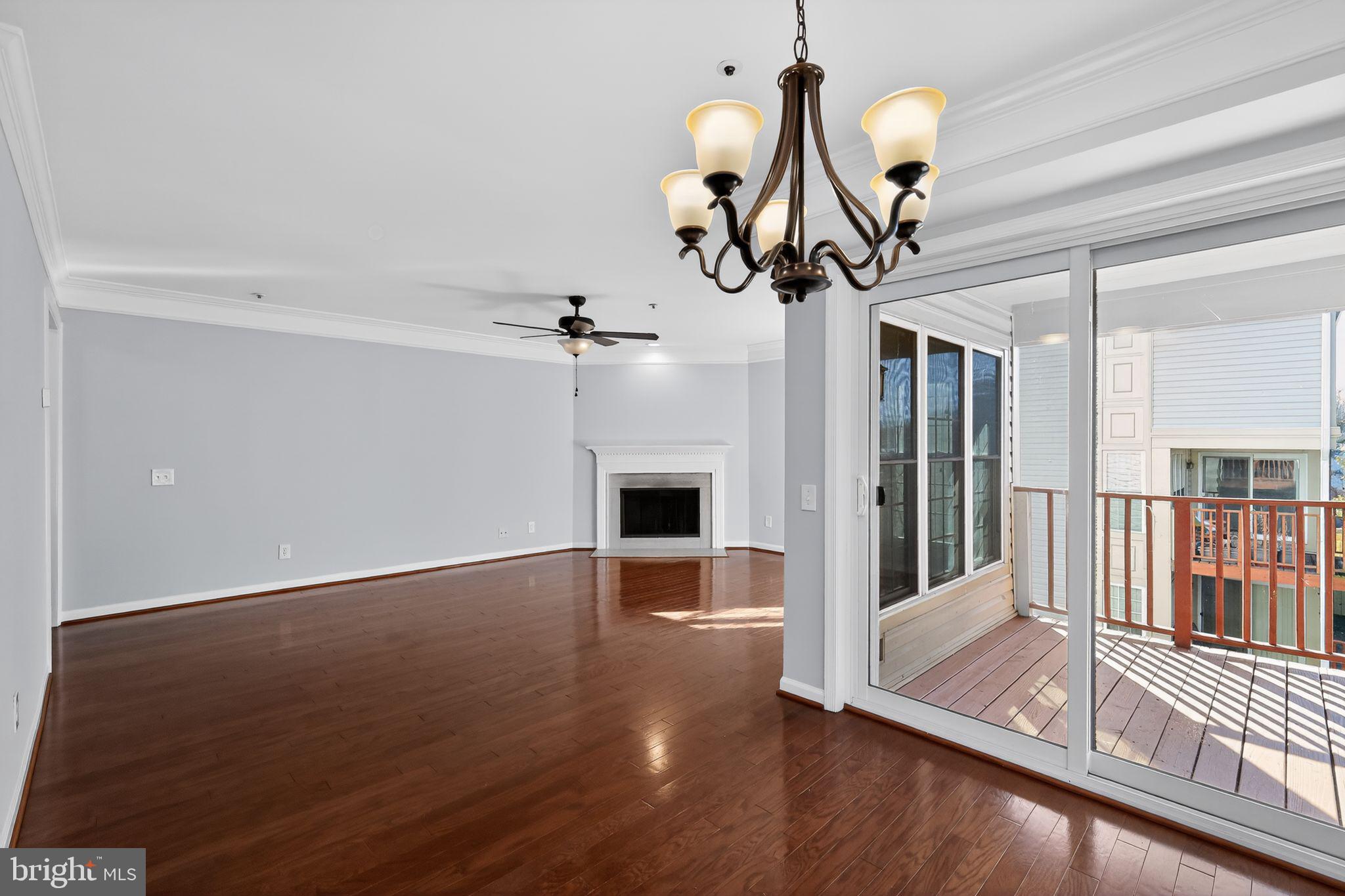 2816 EMMA LEE STREET 301