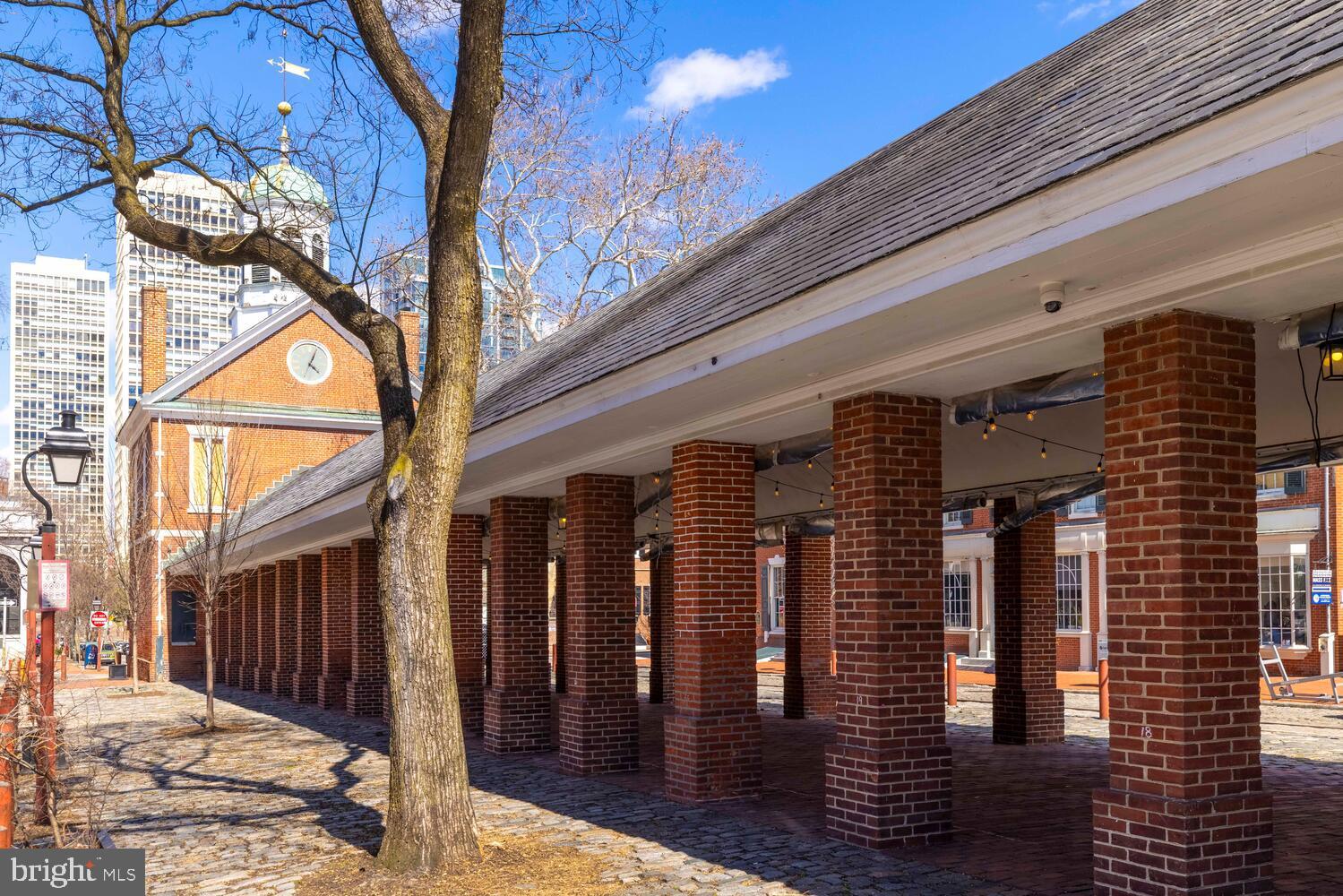 SOCIETY HILL - Residential