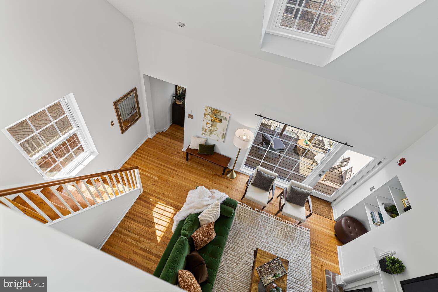 SOCIETY HILL - Residential