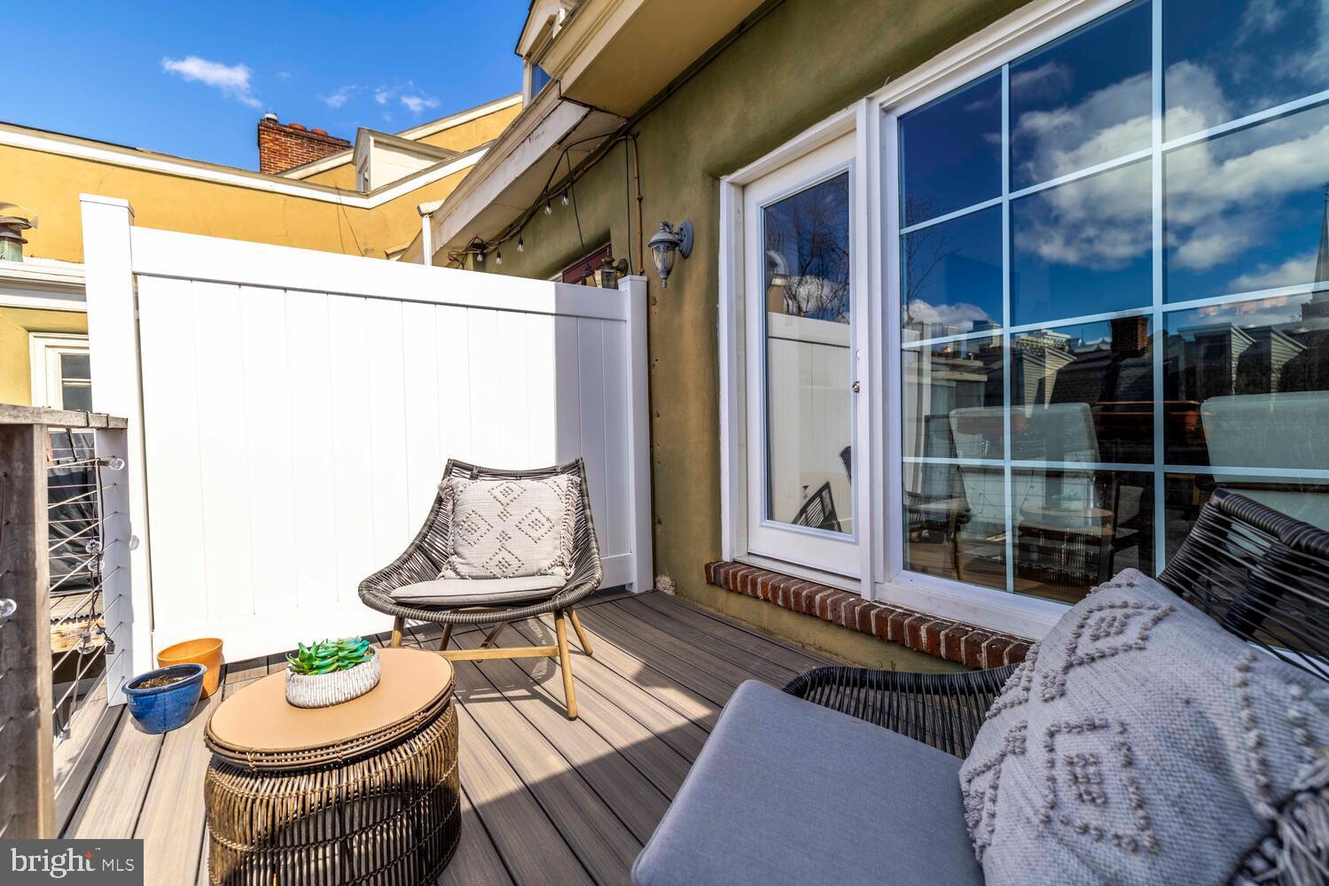 SOCIETY HILL - Residential