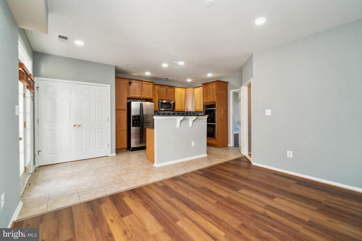 THE TOWNES CONDOMINIUM - Residential