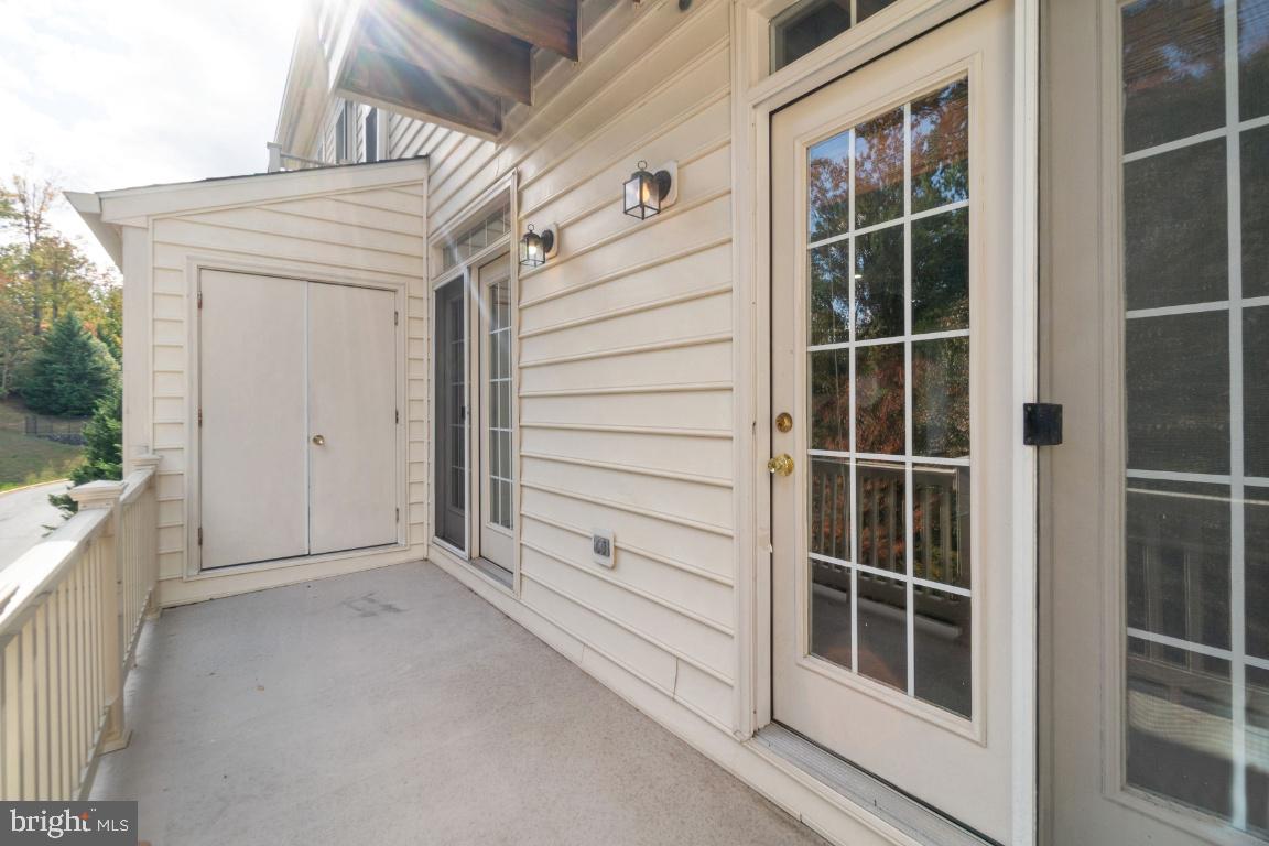 THE TOWNES CONDOMINIUM - Residential