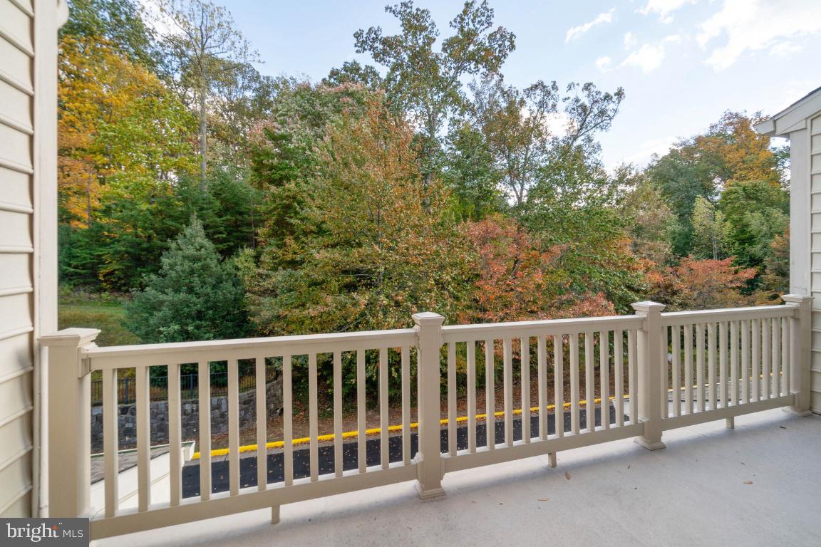 THE TOWNES CONDOMINIUM - Residential