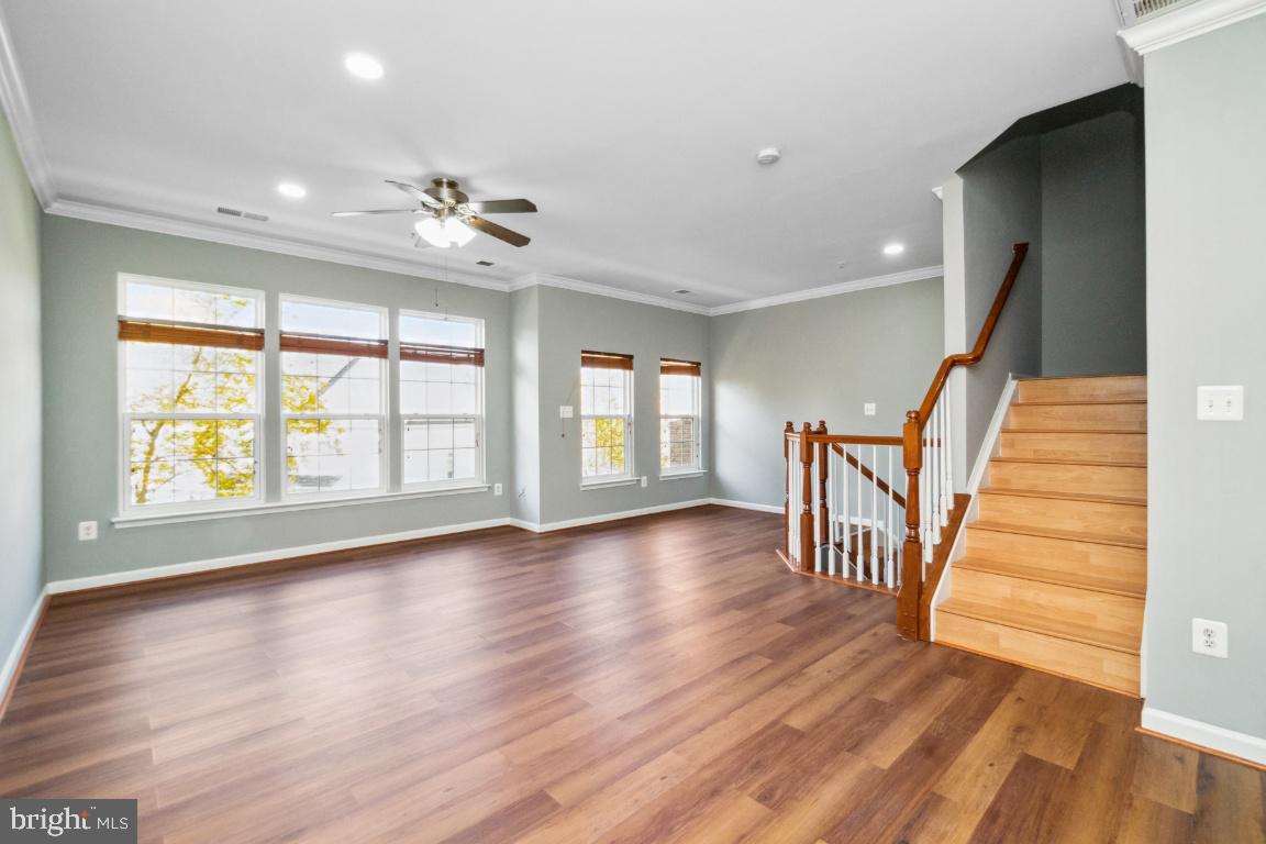 THE TOWNES CONDOMINIUM - Residential