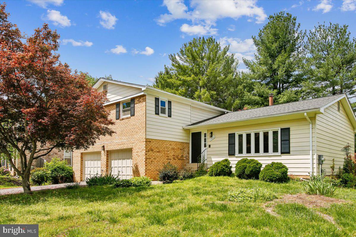 1705 CRESTVIEW DRIVE
