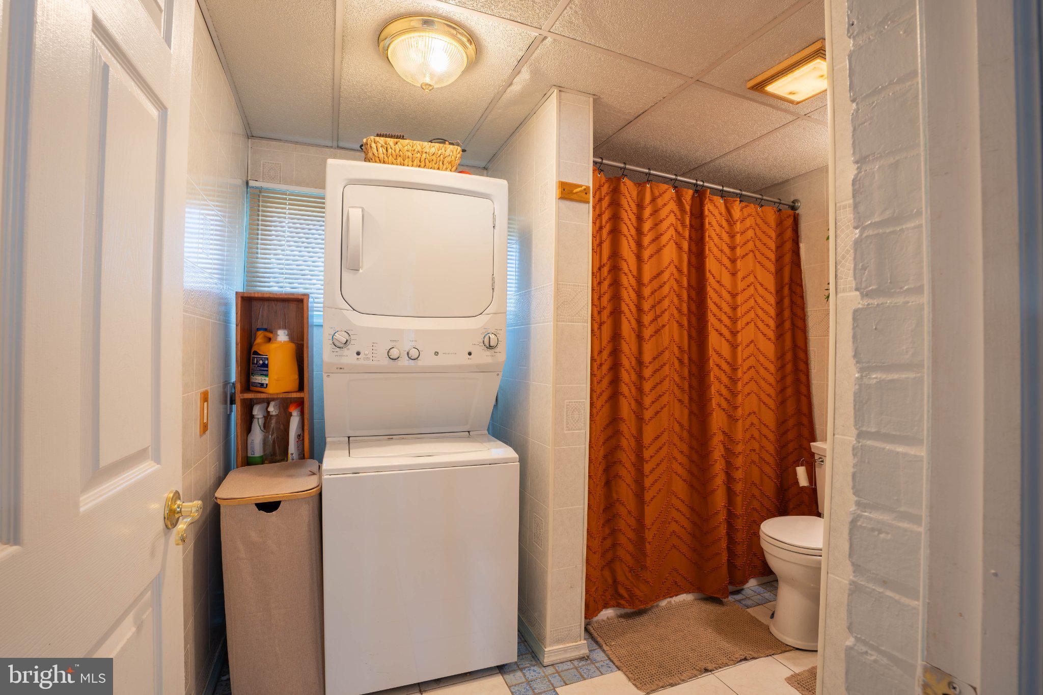 LEVITTOWN - Residential