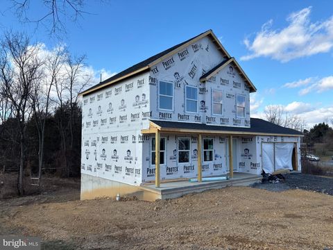 Homes For Sale - 3607 Hickory Court<br/> Franklin County, CHAMBERSBURG, PA 17202