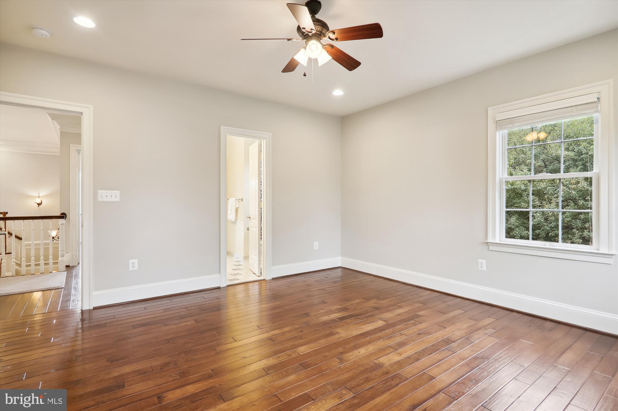 OAK GROVE - Residential