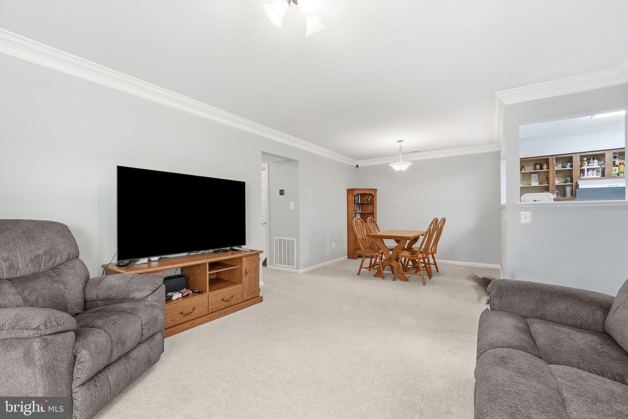 ROLLING OAKS - Residential