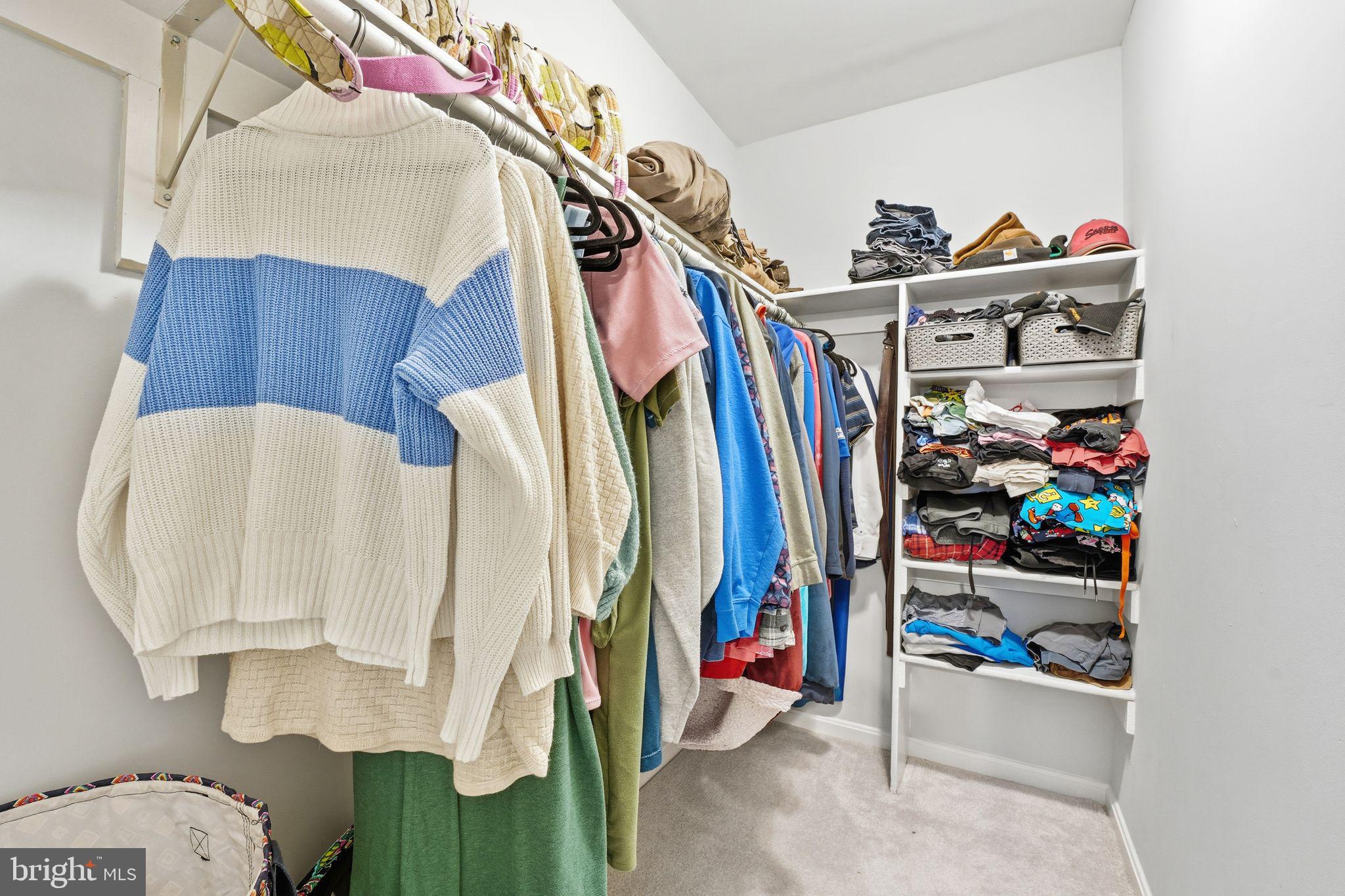 ROLLING OAKS - Residential