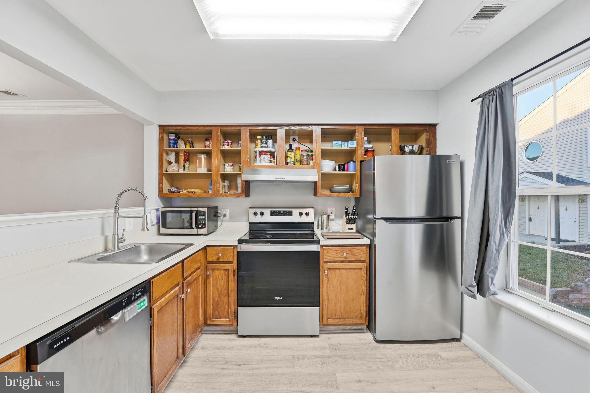 ROLLING OAKS - Residential