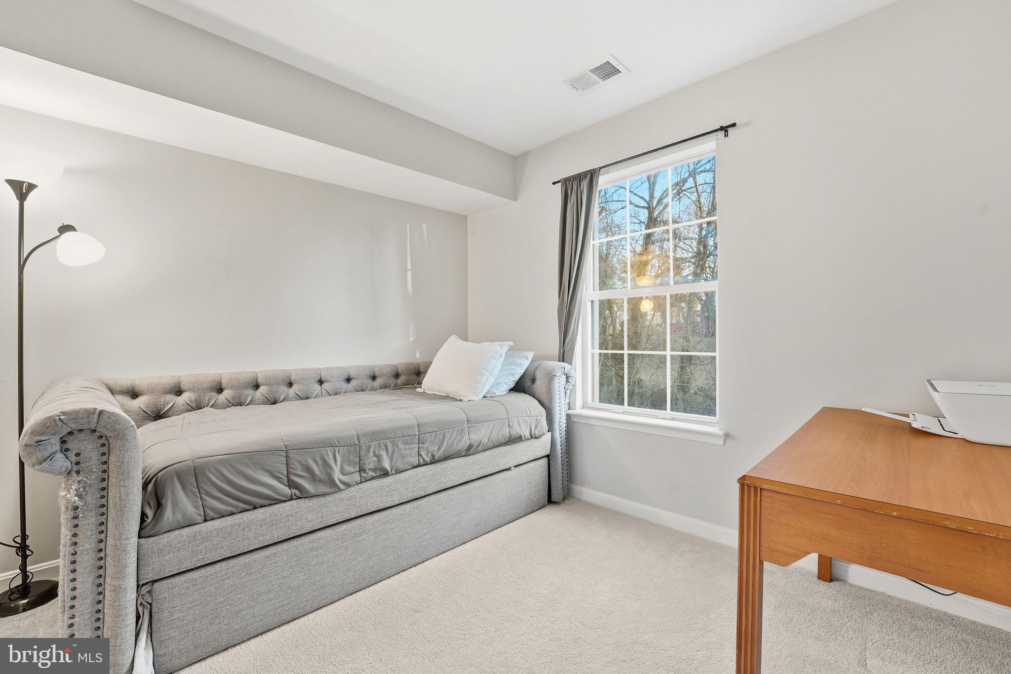 ROLLING OAKS - Residential