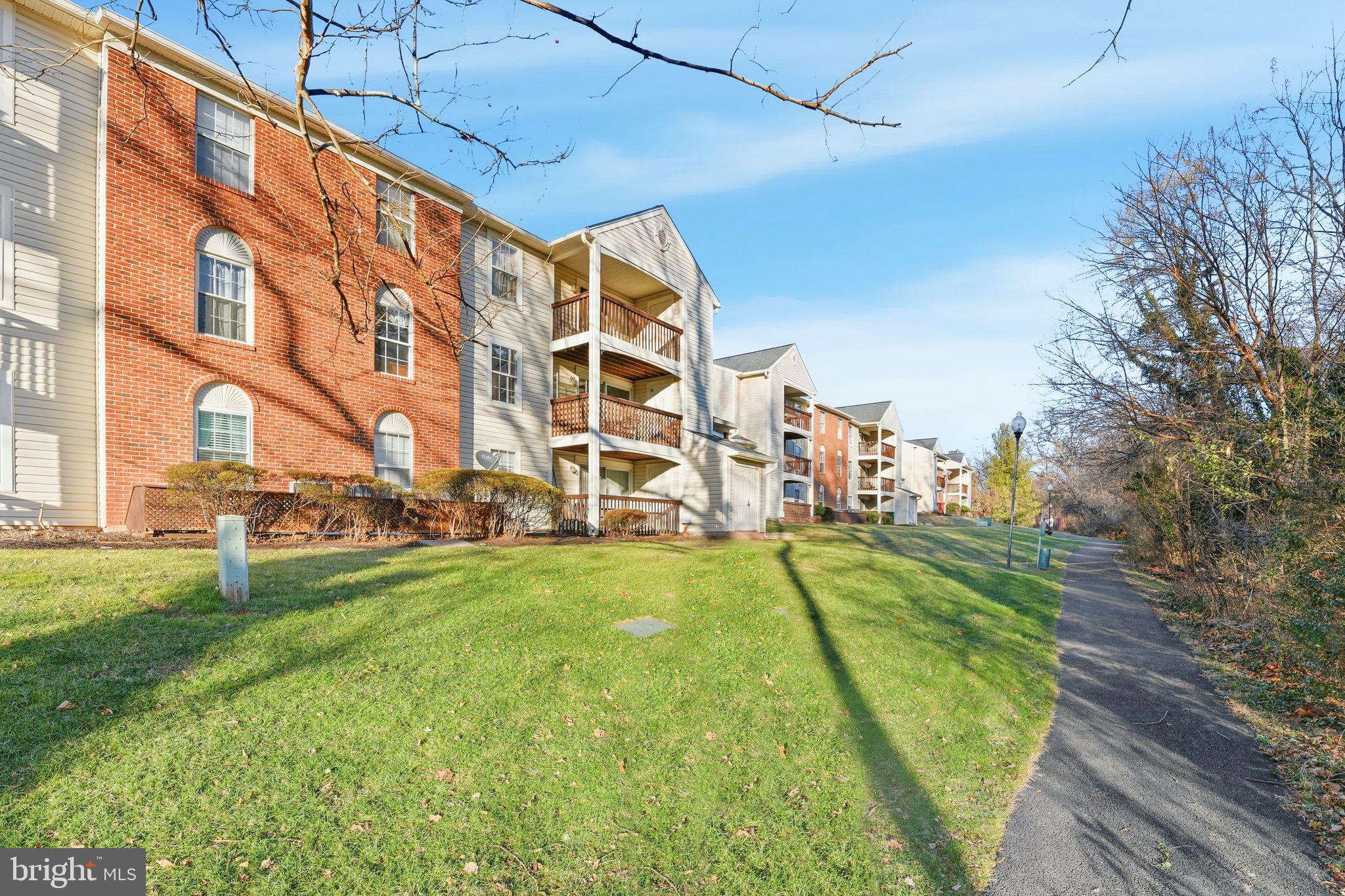 ROLLING OAKS - Residential