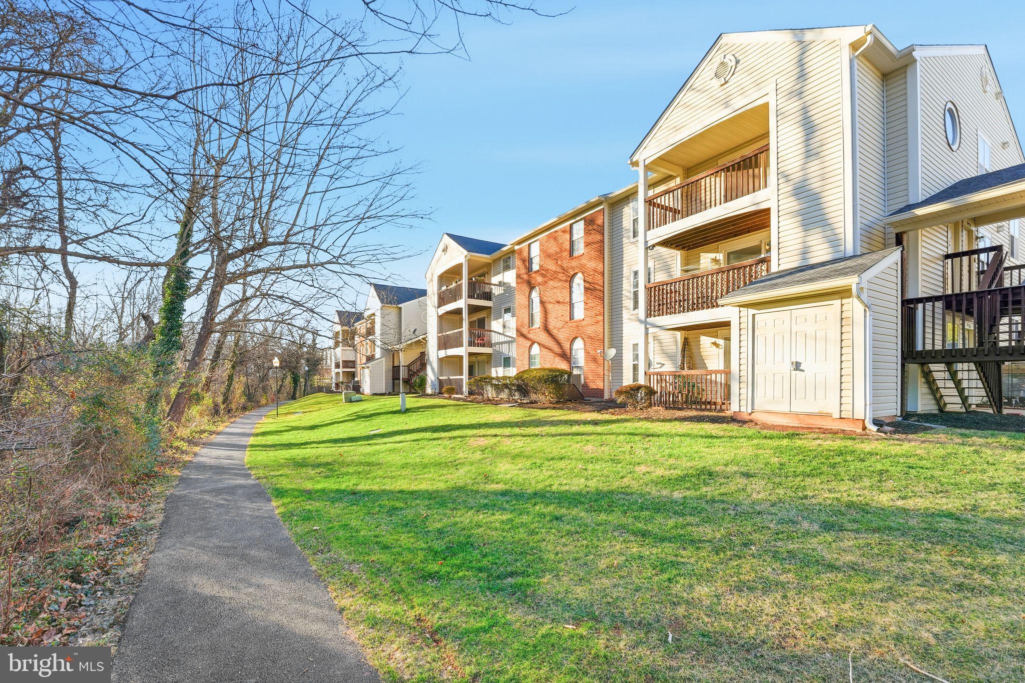 ROLLING OAKS - Residential