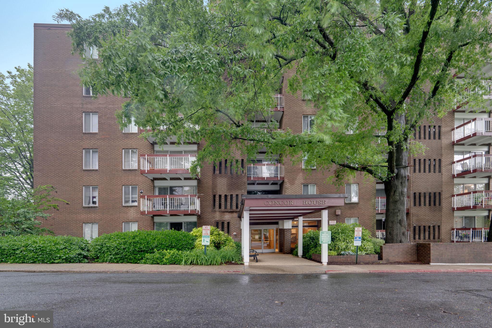 VILLAGE OF WILDE LAKE - Residential Lease