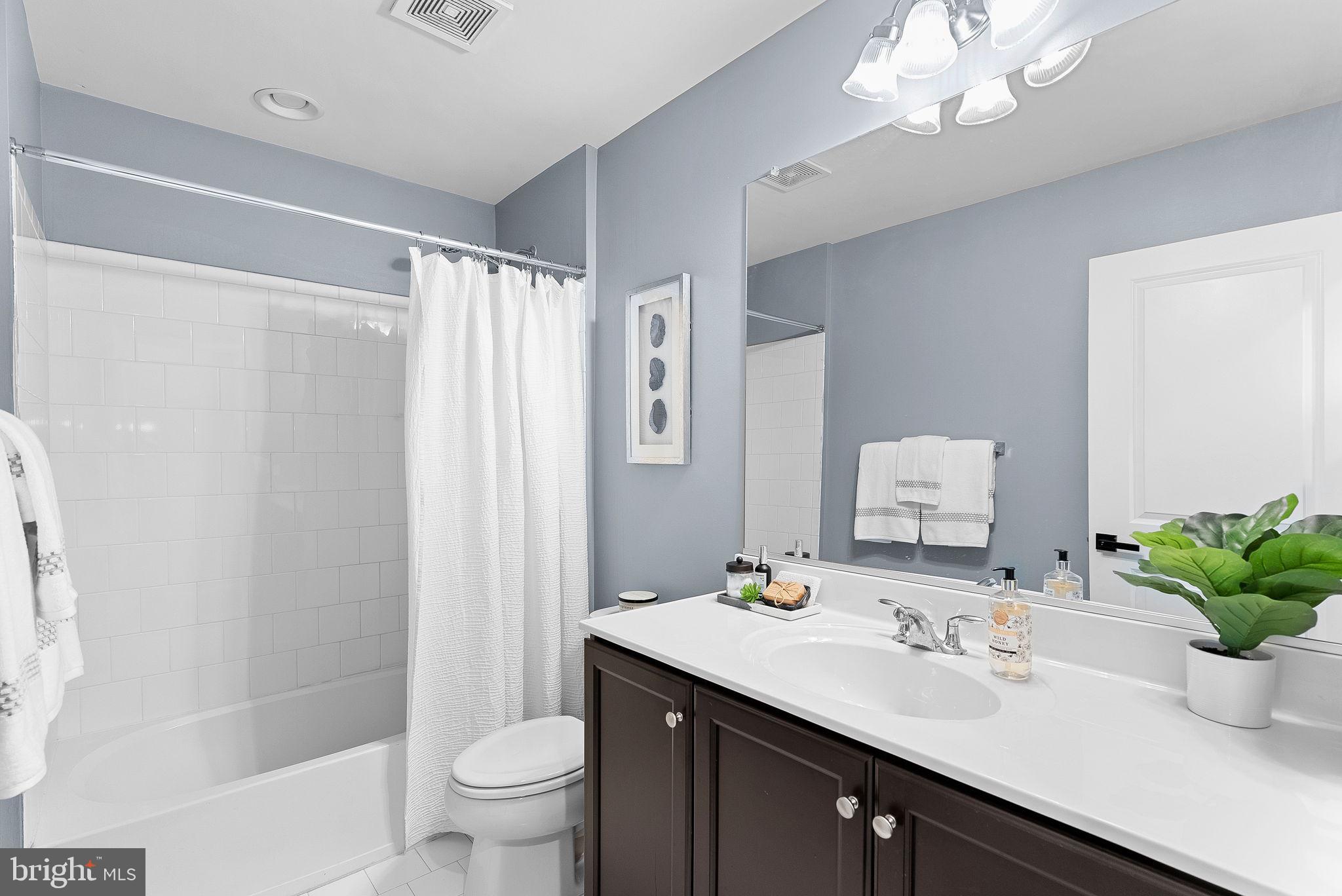 CAYDEN RIDGE - Residential