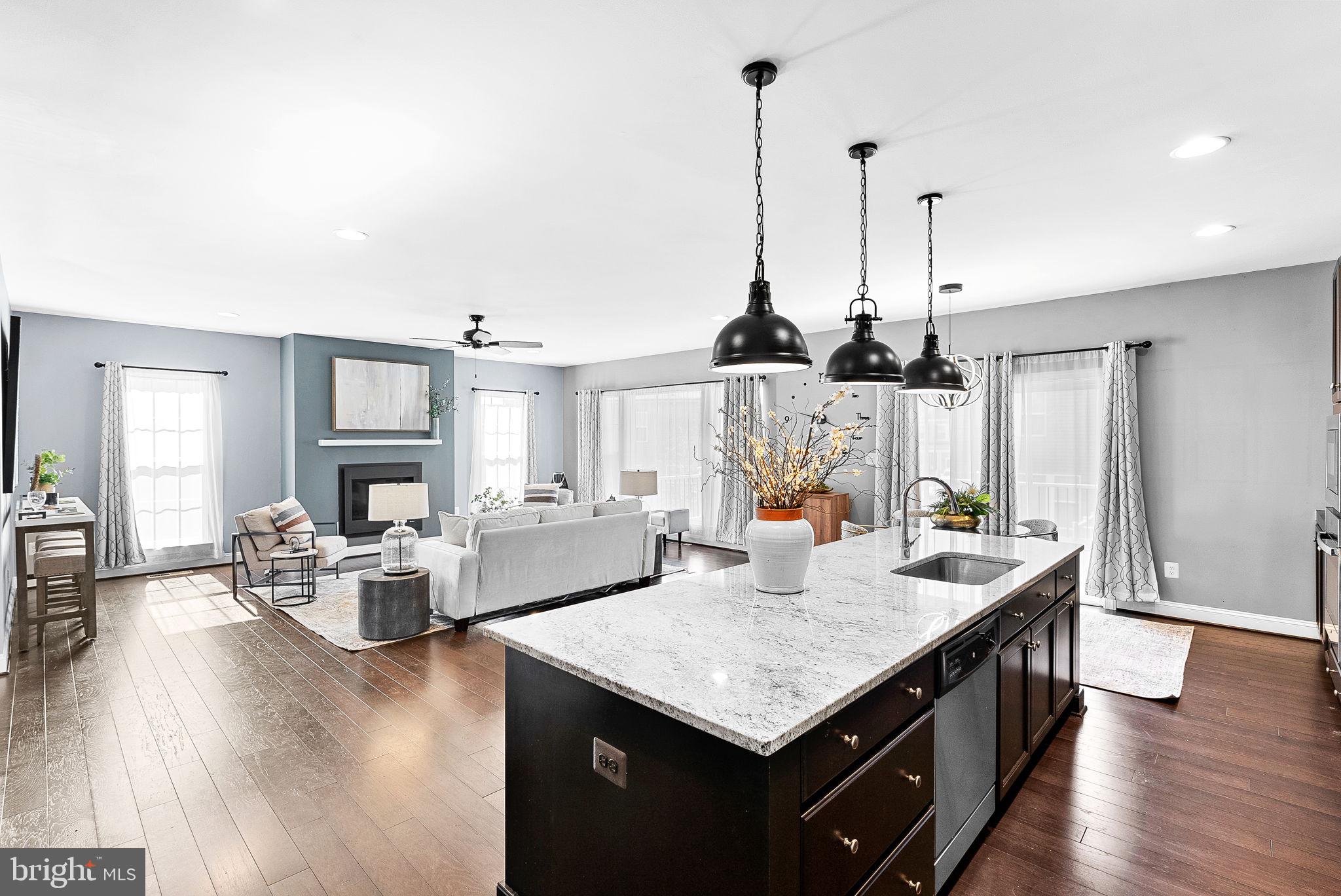 CAYDEN RIDGE - Residential