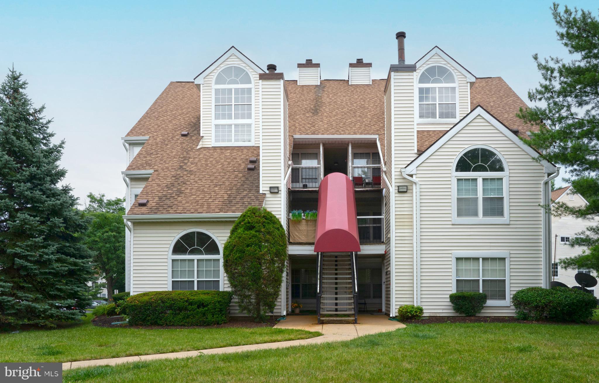 VISTAS AT LAKE ARBOR - Residential