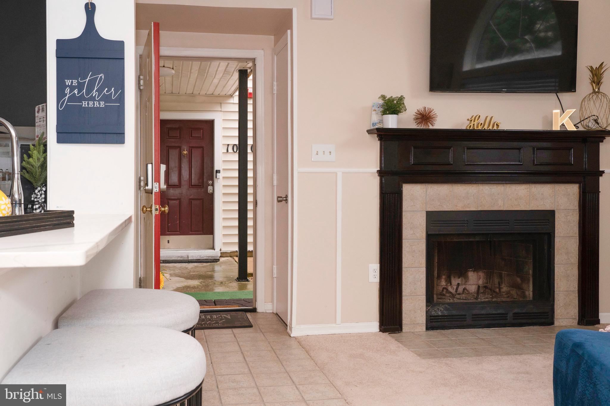 VISTAS AT LAKE ARBOR - Residential