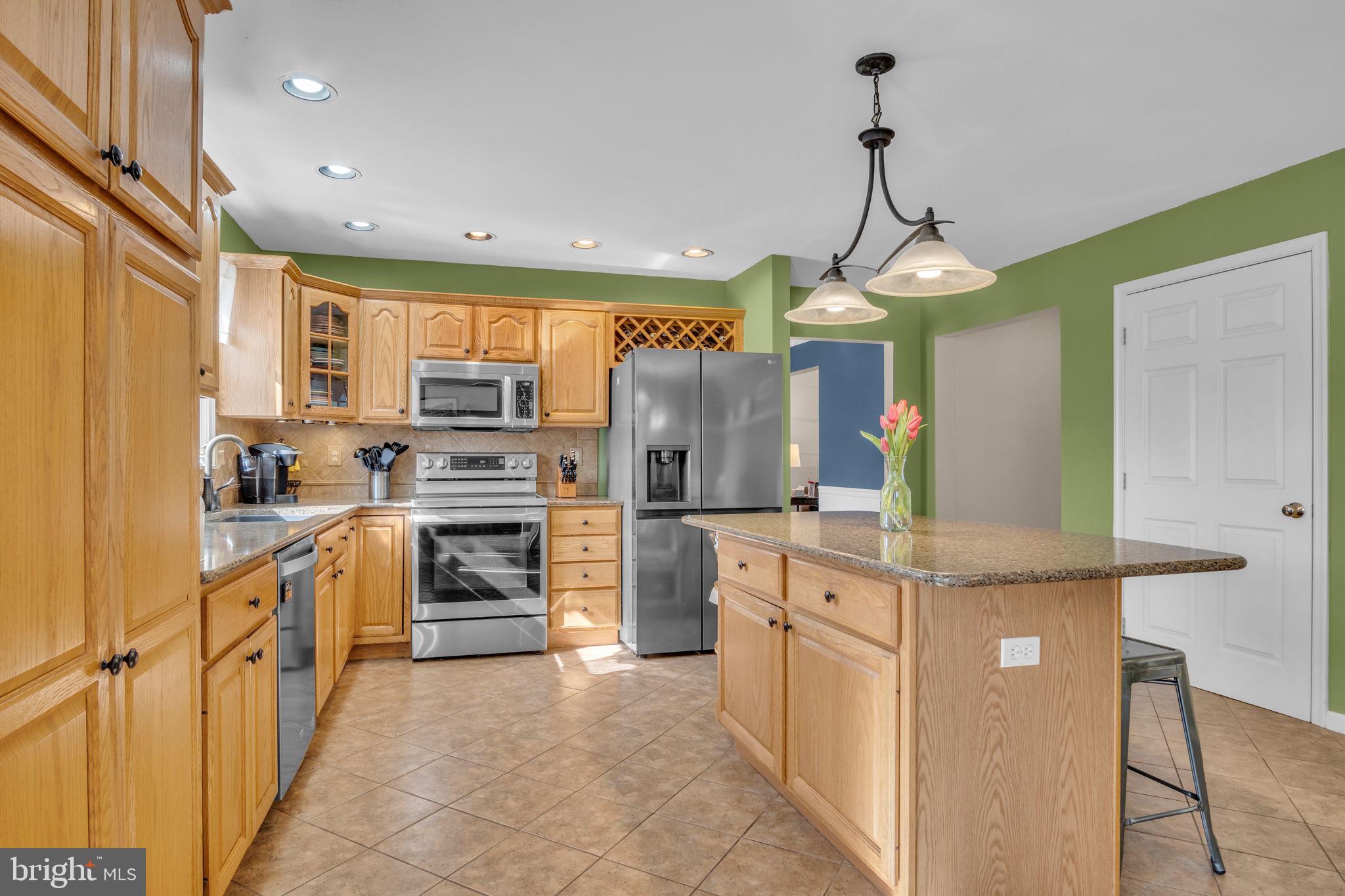 KONHAUS ESTATES - Residential