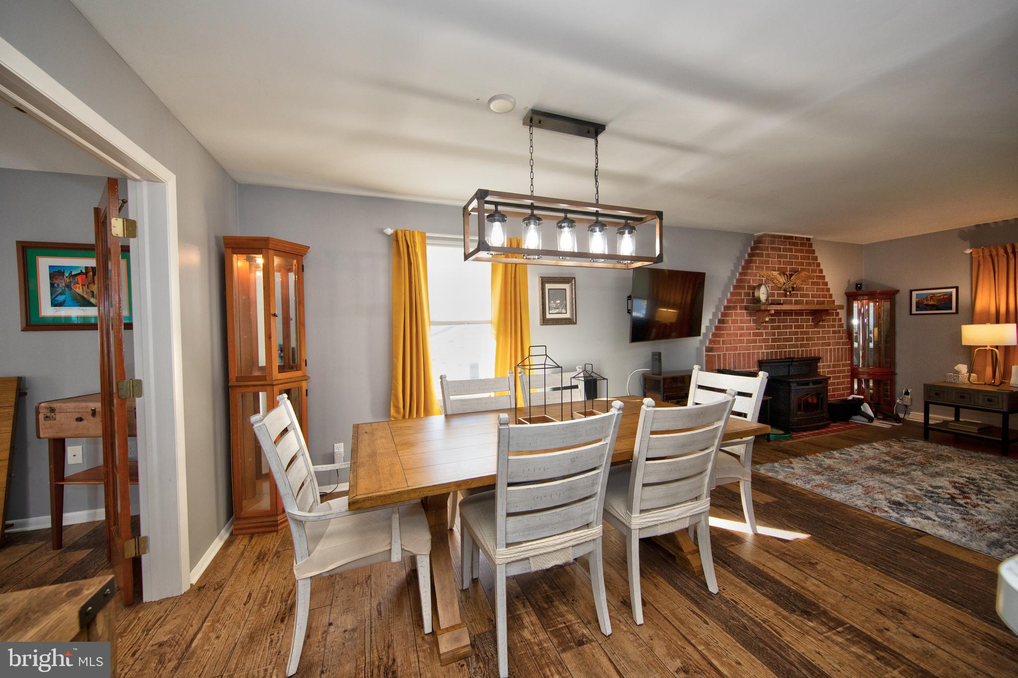 HOMESTEAD VILLAGE - Residential