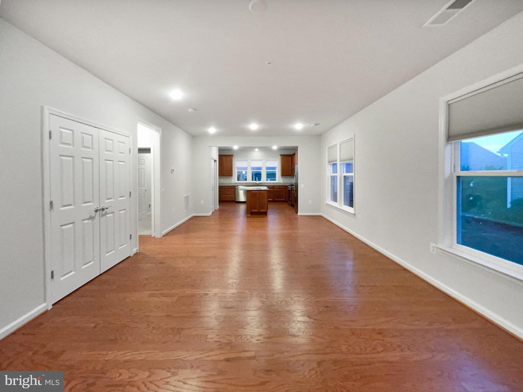 Photo of 21822 Boneset Way, GERMANTOWN, MD 20876 (MLS # MDMC2201378)