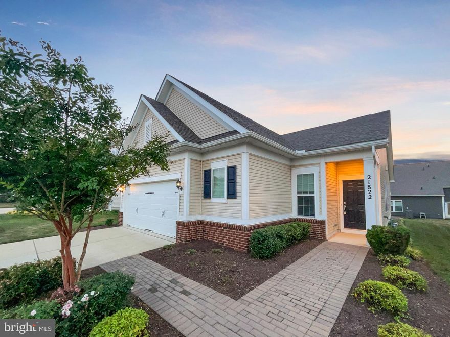 Welcome to this beautifully maintained property, boasting a neutral color paint scheme that enhances the fresh interior paint. The kitchen is a chef's dream, equipped with all stainless steel appliances and a center island for workspace. The primary bedroom is a haven of comfort with a spacious walk-in closet. The primary bathroom is a sanctuary of relaxation, featuring double sinks for convenience. . This property is a perfect blend of style and functionality. Don't miss out on this unique opportunity to own a home that truly has it all. Included 100-Day Home Warranty with buyer activation