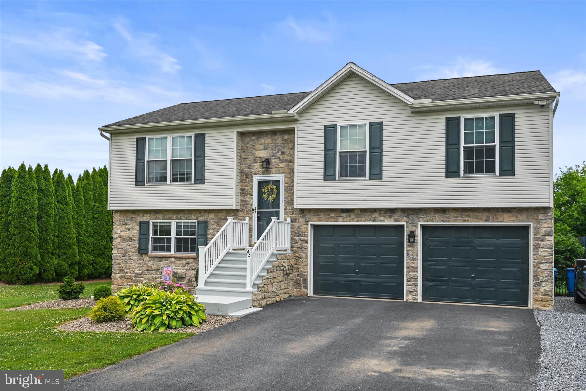 43 PEMBERTON DRIVE