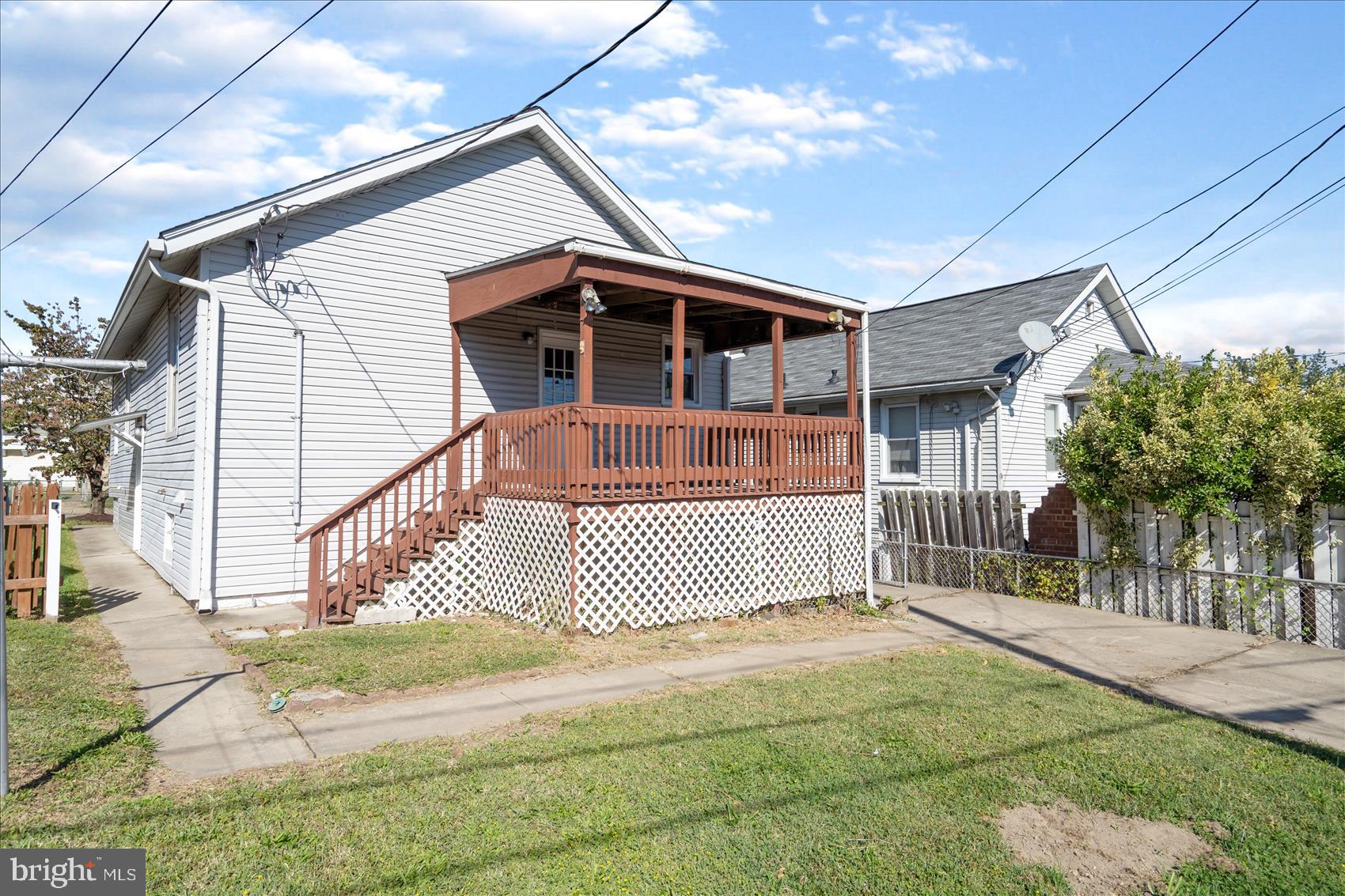 LORRAINE PARK - Residential