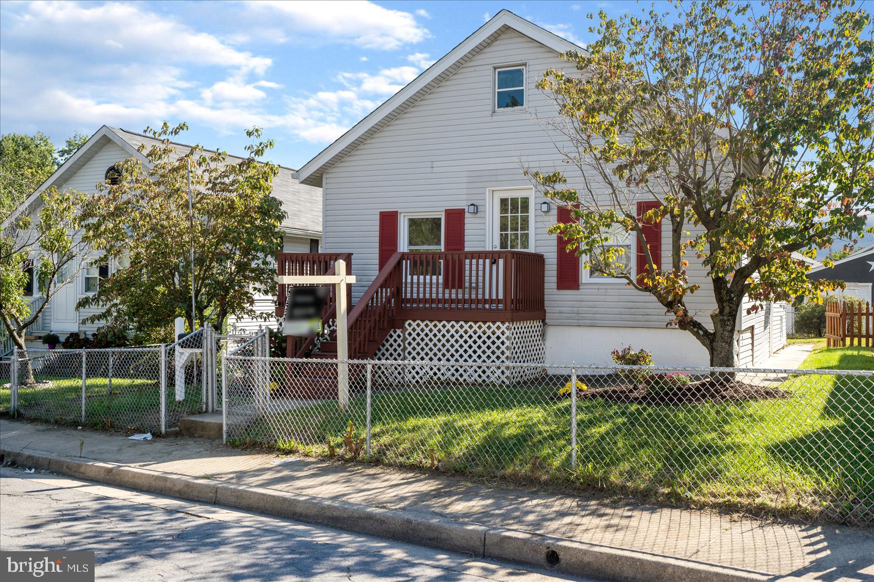 LORRAINE PARK - Residential