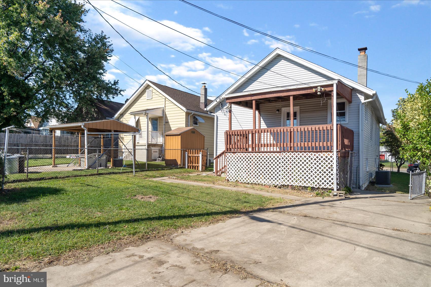 LORRAINE PARK - Residential