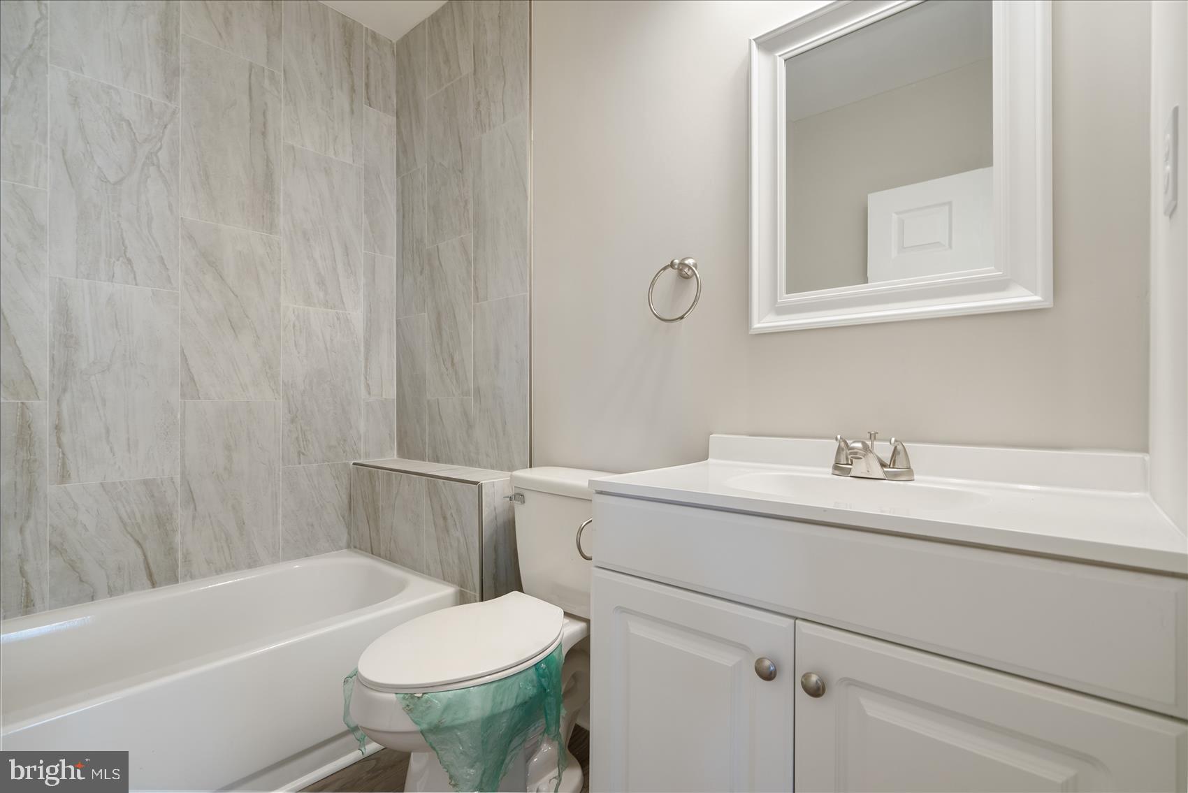 LORRAINE PARK - Residential