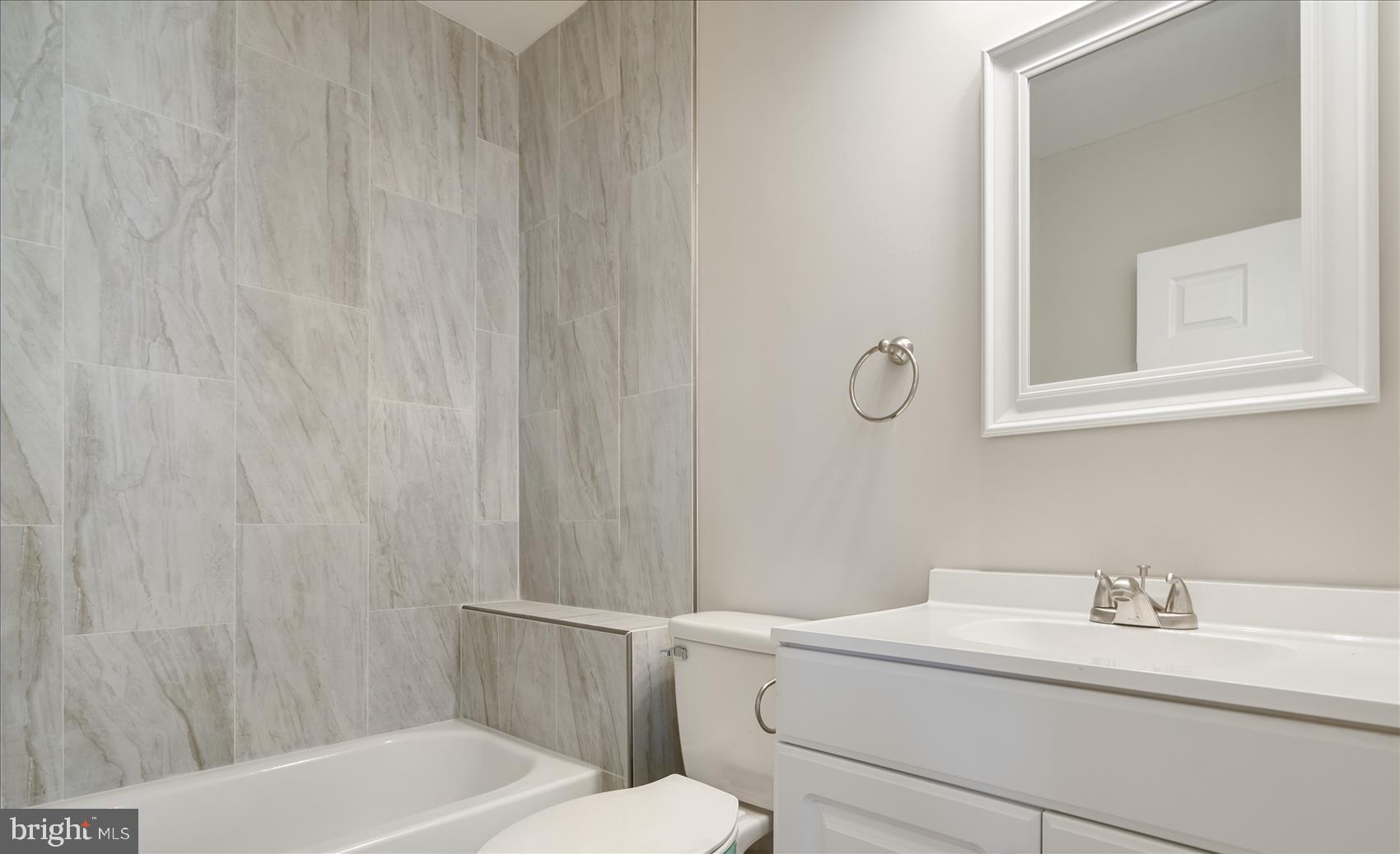 LORRAINE PARK - Residential